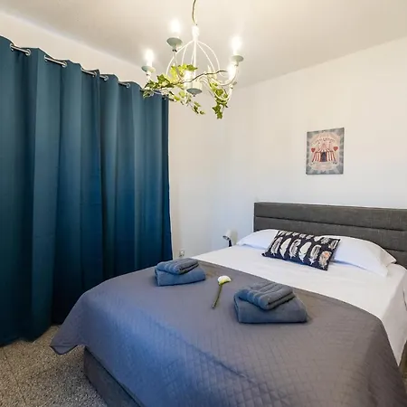 דירה Serenityone - Centrally Located One Bedroom איה נאפה