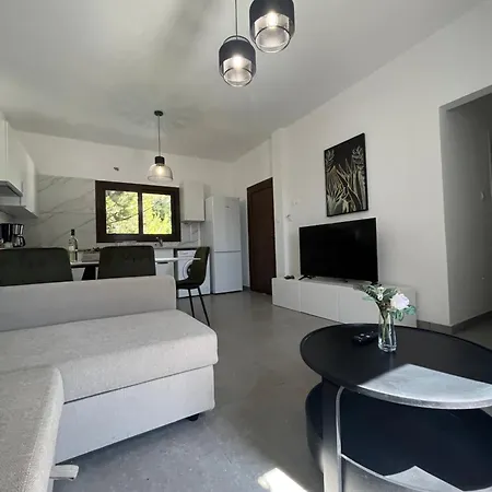 Serenityone - Centrally Located One Bedroom דירה איה נאפה